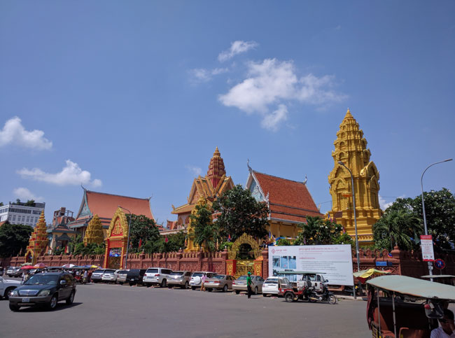 Wat Ounalom Buddhist Temple Phnom Penh Cambodia